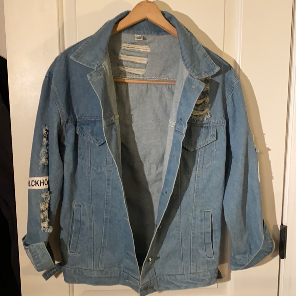 🎉HP🎉 Host Pick🎉 EUC Online,denim jacket, “Where is My Mind” size Medium